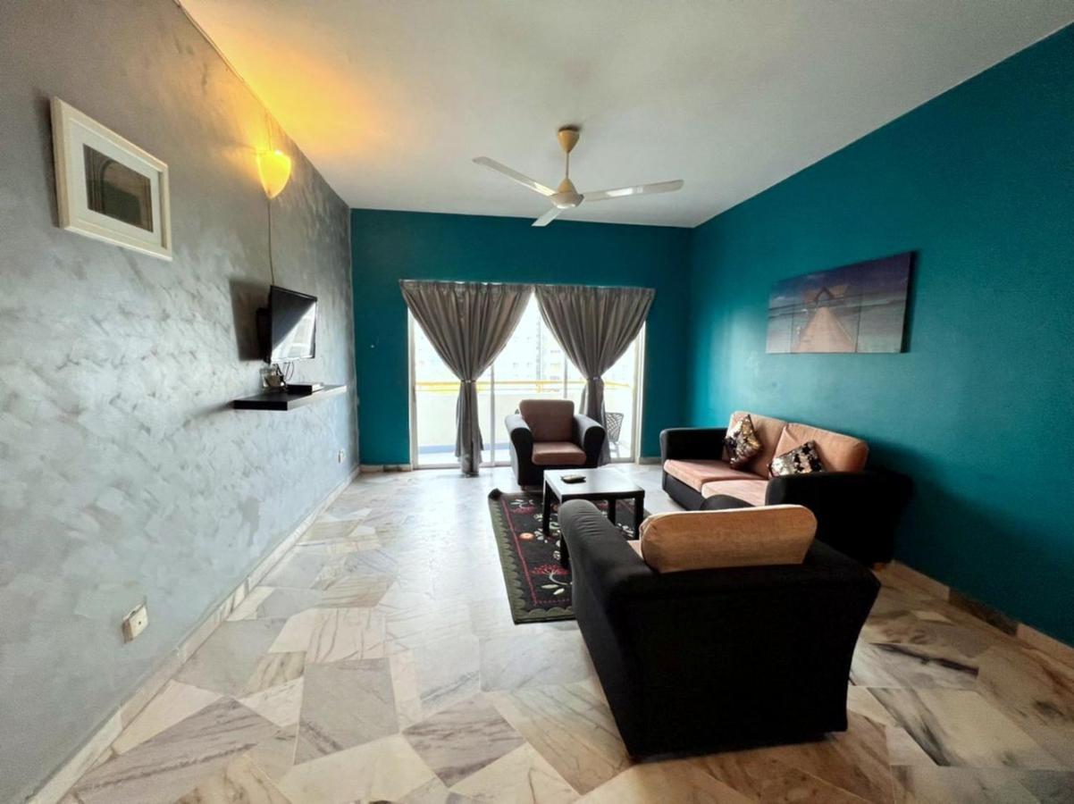 Maya Apartment Bay View Villas Porto Dickson Exterior foto